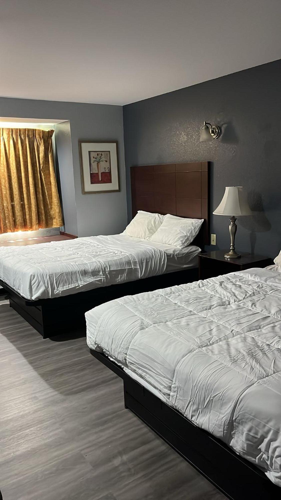 Blisspoint Inn & Suites, Northwood Zewnętrze zdjęcie